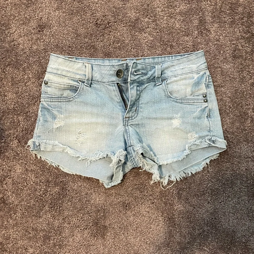 Jean shorts - Picture 1 of 2